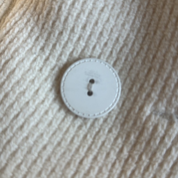 Double breasted pea coat can be worn with or without belt. Fits smaller- 2-4 - Picture 9 of 9